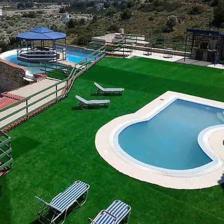 Apartamento Paramithia *